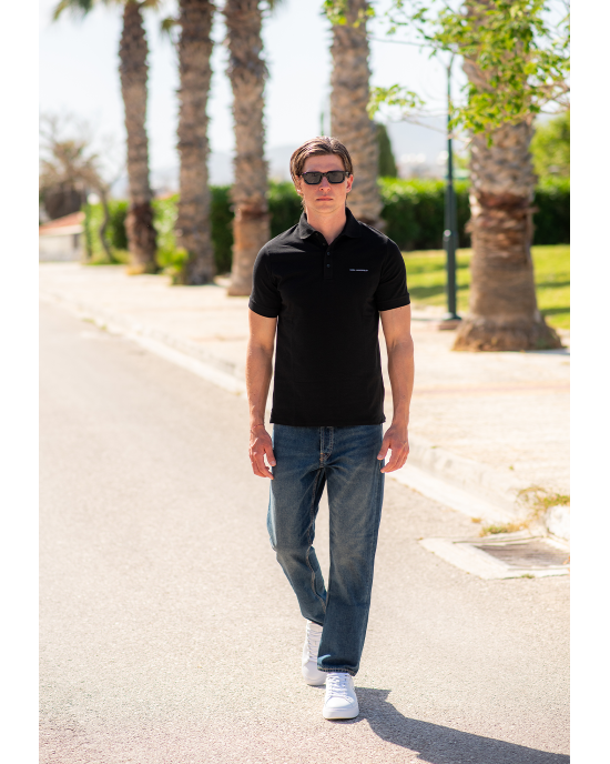 T-shirt Karl Lagerfeld μαύρο ΚΟΝΤΟΜΑΝΙΚΕΣ