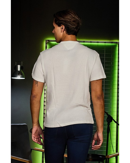 T-shirt Tommy Jeans άσπρο ΚΟΝΤΟΜΑΝΙΚΕΣ