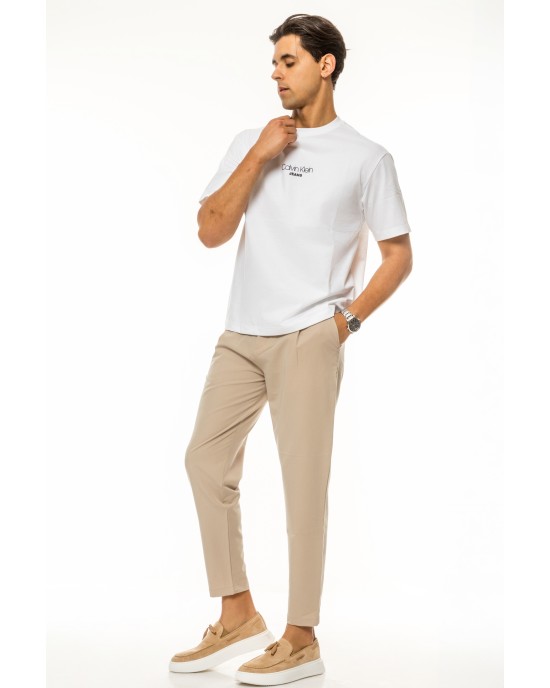 T-shirt Calvin Klein άσπρη ΚΟΝΤΟΜΑΝΙΚΕΣ