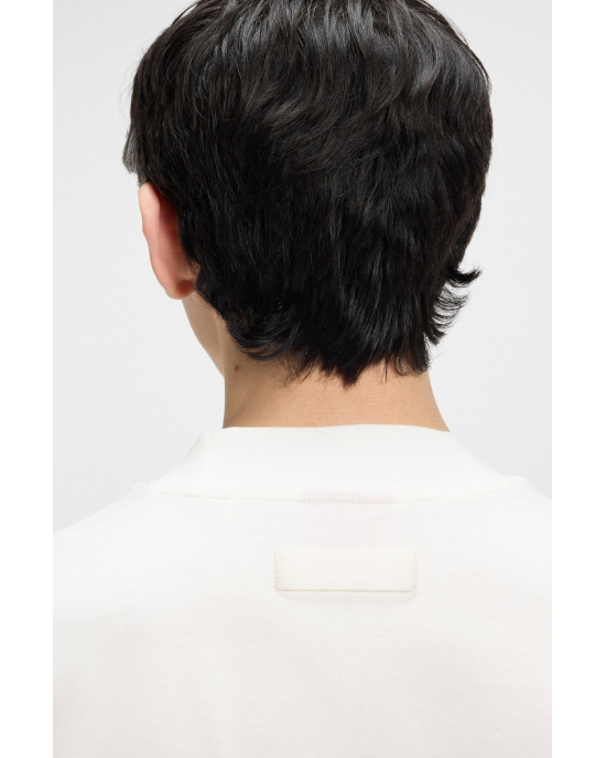 T-Shirt Hugo άσπρο ΚΟΝΤΟΜΑΝΙΚΕΣ