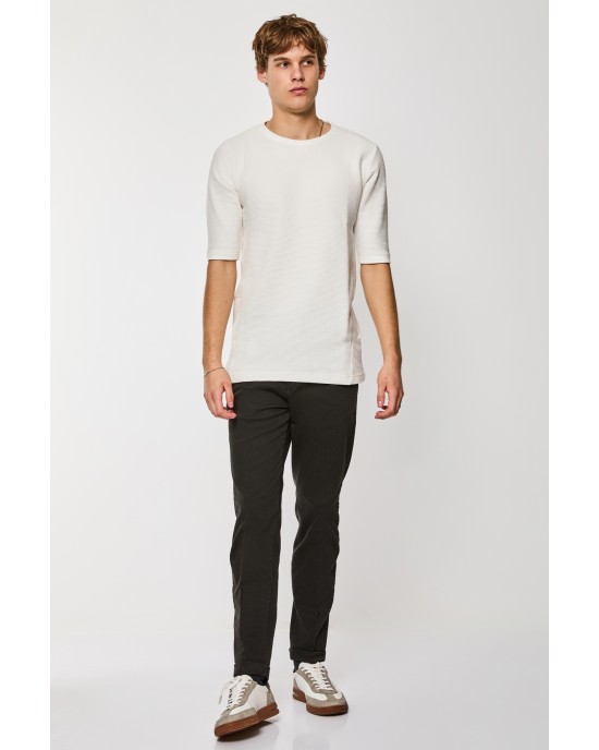 T-Shirt Rebel άσπρη ΚΟΝΤΟΜΑΝΙΚΕΣ