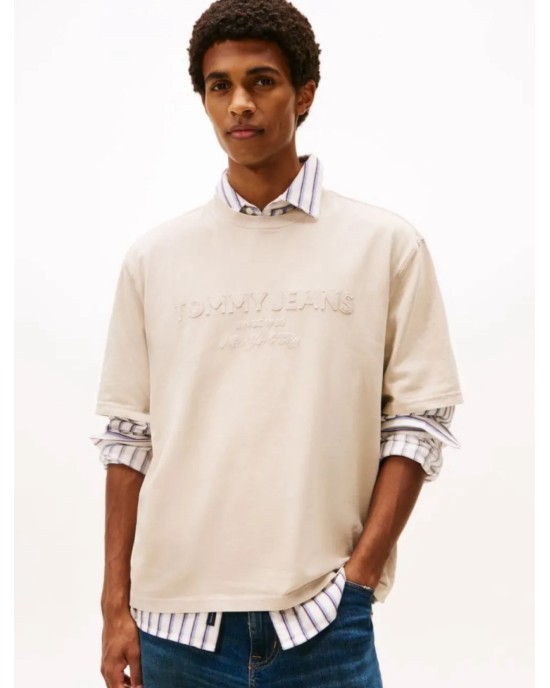 T-shirt Tommy Jeans μπεζ ΚΟΝΤΟΜΑΝΙΚΕΣ