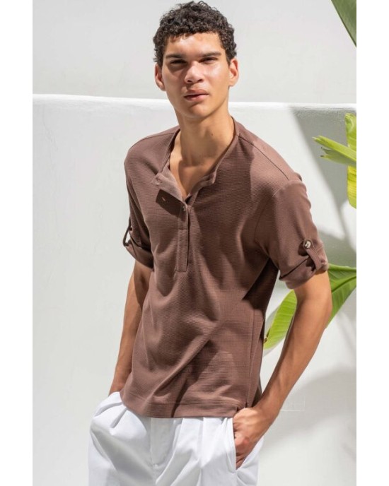 T-shirt Vittorio καφέ ΚΟΝΤΟΜΑΝΙΚΕΣ