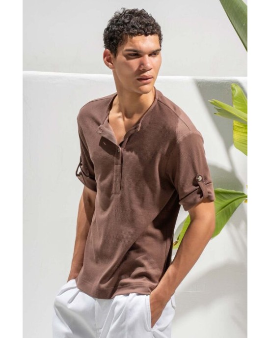 T-shirt Vittorio καφέ ΚΟΝΤΟΜΑΝΙΚΕΣ