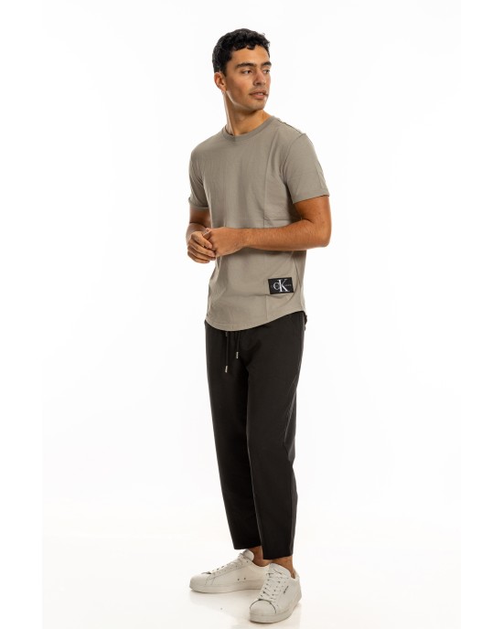 T-shirt Calvin Klein γκρι ΚΟΝΤΟΜΑΝΙΚΕΣ