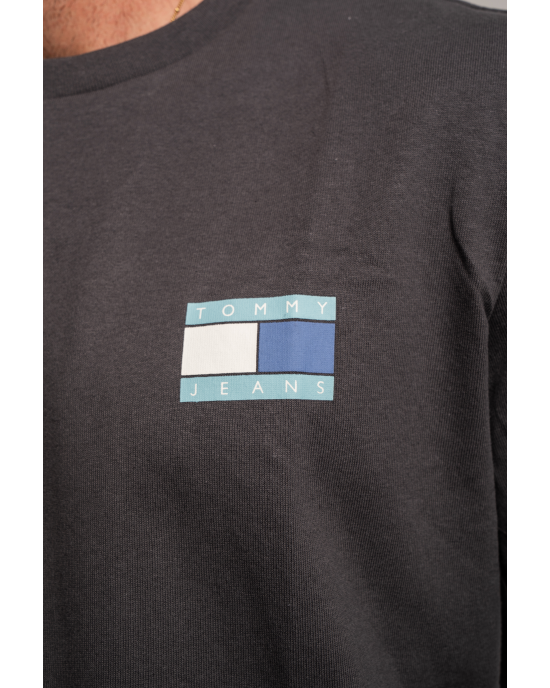 T-shirt Tommy Jeans γκρι ΚΟΝΤΟΜΑΝΙΚΕΣ