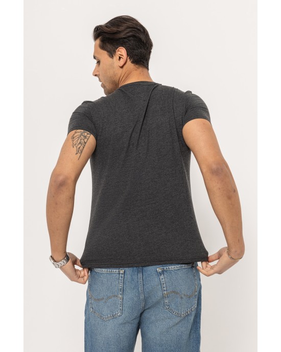 T-shirt Tommy Jeans γκρι σκούρο ΚΟΝΤΟΜΑΝΙΚΕΣ