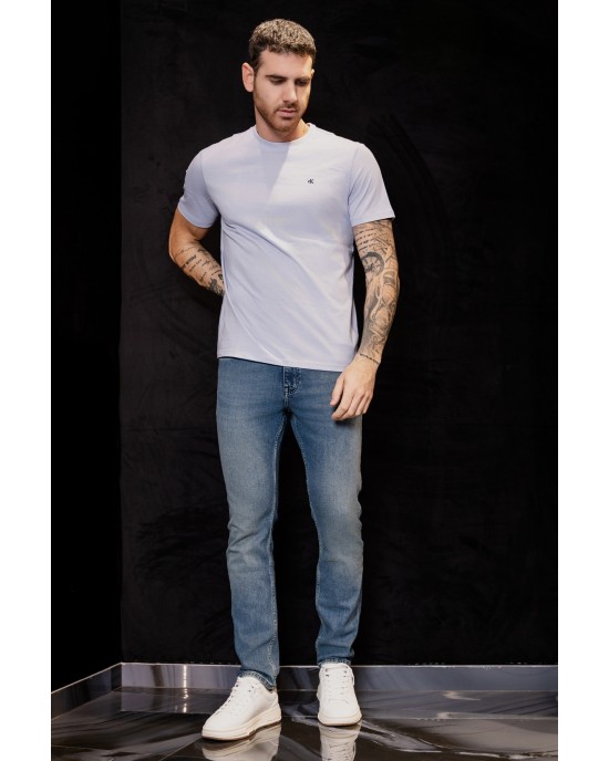T-shirt Calvin Klein γαλάζιο ΚΟΝΤΟΜΑΝΙΚΕΣ