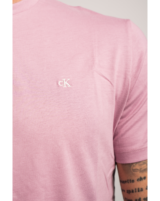 T-shirt Calvin Klein ροζ ΚΟΝΤΟΜΑΝΙΚΕΣ