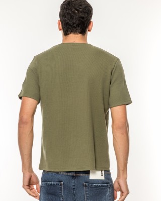 T-Shirt Boss χακί