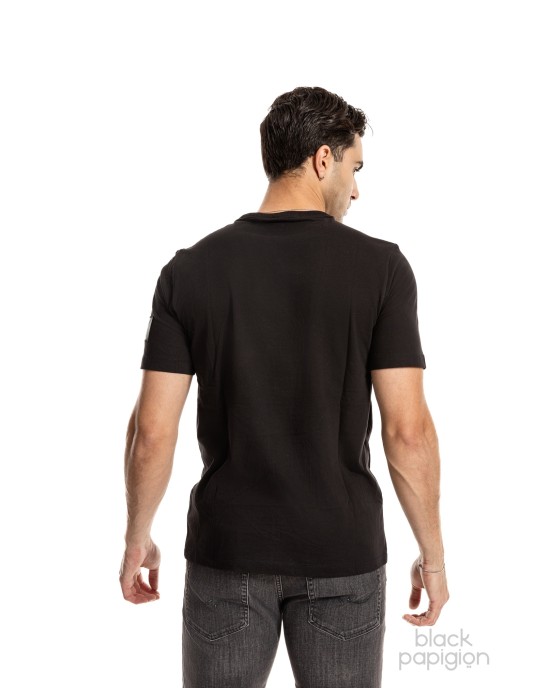 T-Shirt Calvin Klein μαύρο ΚΟΝΤΟΜΑΝΙΚΕΣ