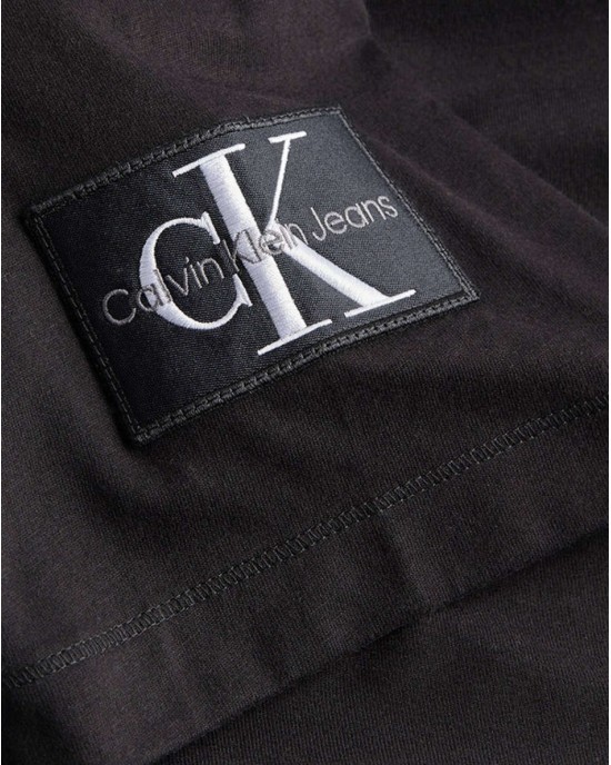 T-Shirt Calvin Klein μαύρο ΚΟΝΤΟΜΑΝΙΚΕΣ