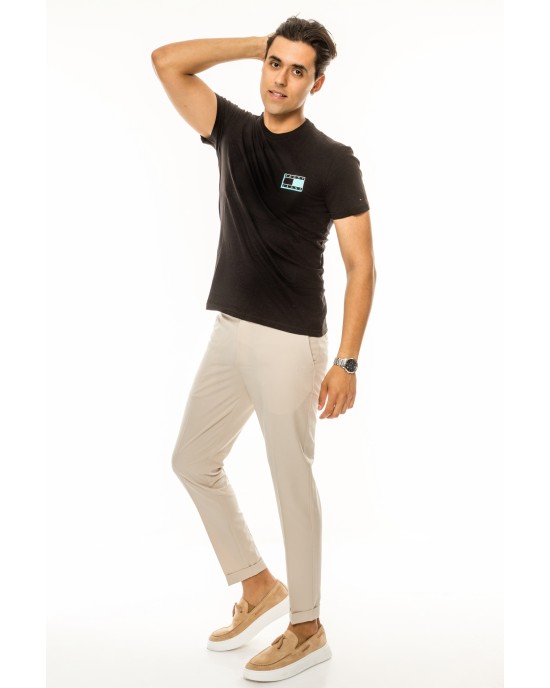 T-shirt Tommy Jeans μαύρο ΚΟΝΤΟΜΑΝΙΚΕΣ