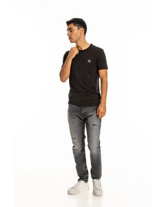 T-shirt Calvin Klein μαύρο ΚΟΝΤΟΜΑΝΙΚΕΣ