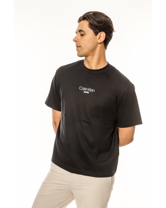 T-shirt Calvin Klein μαύρο ΚΟΝΤΟΜΑΝΙΚΕΣ