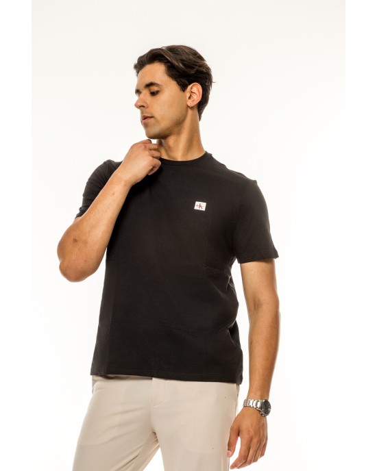 T-shirt Calvin Klein μαύρο ΚΟΝΤΟΜΑΝΙΚΕΣ