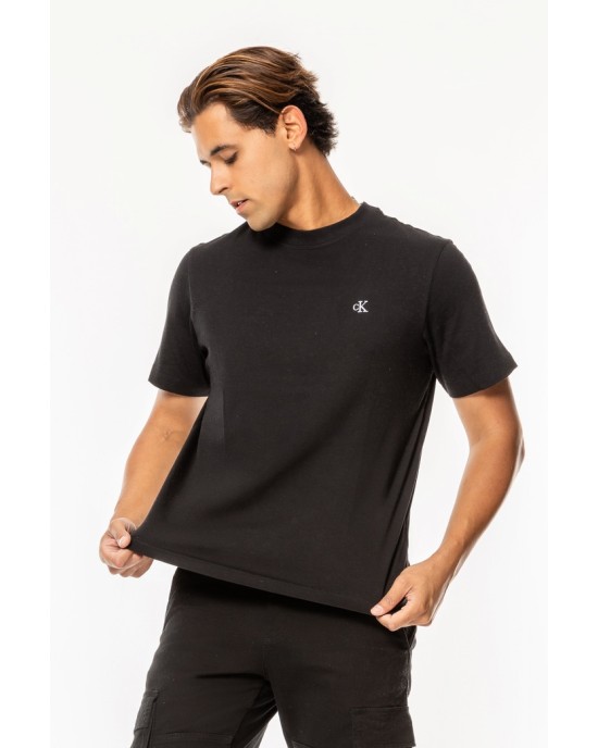 T-shirt Calvin Klein μαύρο ΚΟΝΤΟΜΑΝΙΚΕΣ