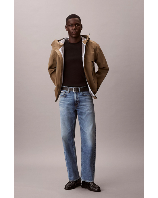 T-shirt Calvin Klein μαύρο ΚΟΝΤΟΜΑΝΙΚΕΣ