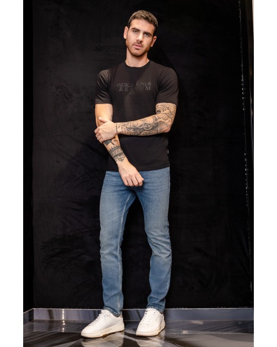 T-shirt Jack n Jones μαύρο ΚΟΝΤΟΜΑΝΙΚΕΣ