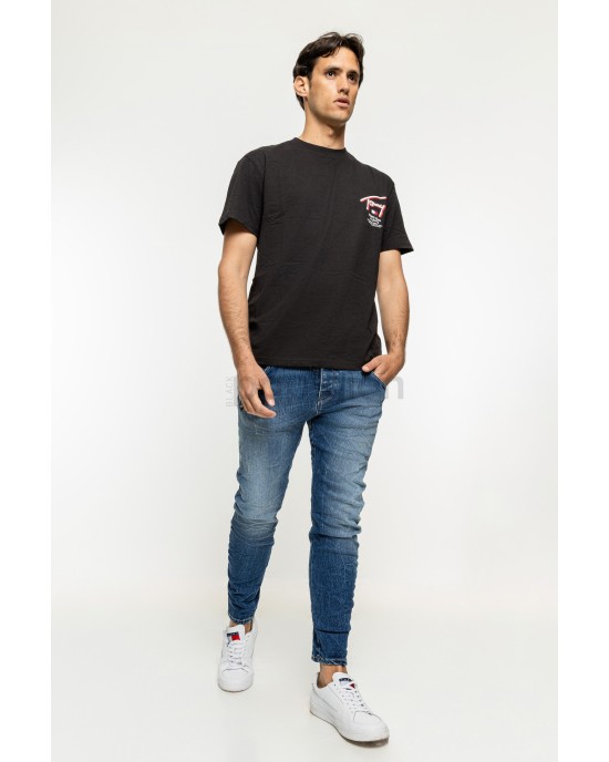 T-shirt Tommy Jeans μαύρο ΚΟΝΤΟΜΑΝΙΚΕΣ