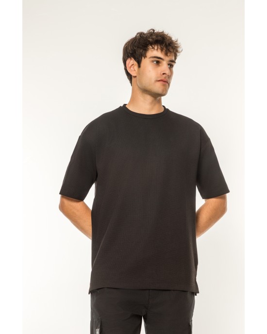 T-shirt Vittorio μαύρο ΚΟΝΤΟΜΑΝΙΚΕΣ