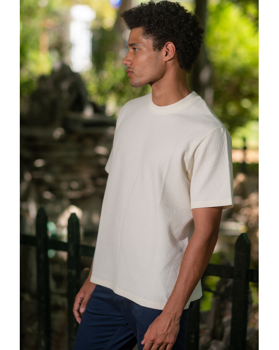 T-shirt Jack n Jones εκρού ΚΟΝΤΟΜΑΝΙΚΕΣ