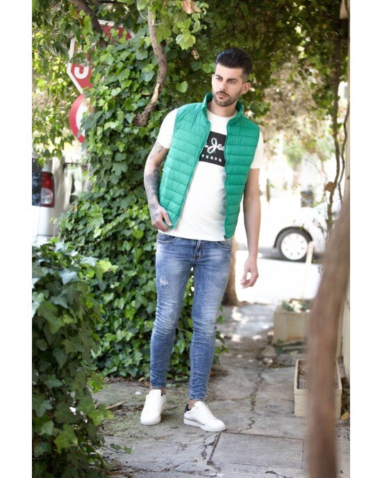Αμάνικο μπουφάν