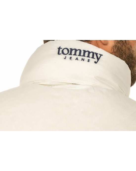 Μπουφάν Tommy Jeans εκρού ΜΠΟΥΦΑΝ Μπουφάν Tommy Jeans εκρού ΜΠΟΥΦΑΝ