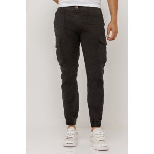 Παντελόνι cargo μαύρο Παντελόνι cargo μαύρο