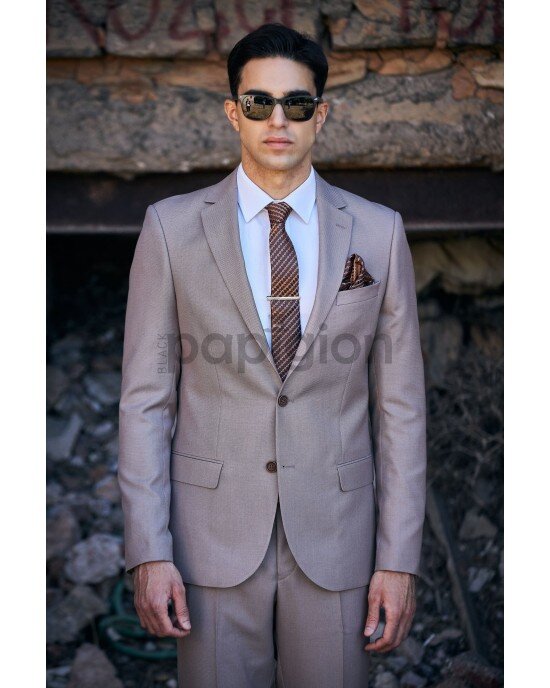 Κοστούμι Vittorio Varese μπεζ SLIM FIT Κοστούμι Vittorio Varese μπεζ SLIM FIT