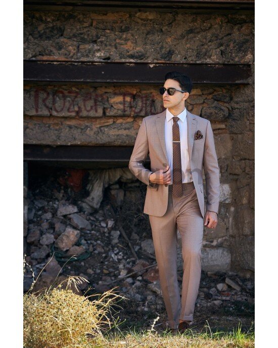 Κοστούμι Vittorio Varese μπεζ SLIM FIT Κοστούμι Vittorio Varese μπεζ SLIM FIT