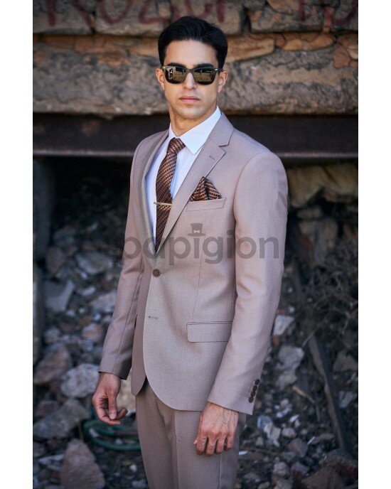 Κοστούμι Vittorio Varese μπεζ SLIM FIT Κοστούμι Vittorio Varese μπεζ SLIM FIT