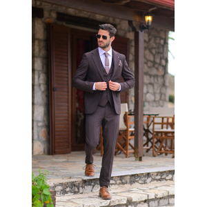 Κοστούμι Vittorio Mirano καφέ με άσπρη ρίγα Κοστούμι Vittorio Mirano καφέ με άσπρη ρίγα