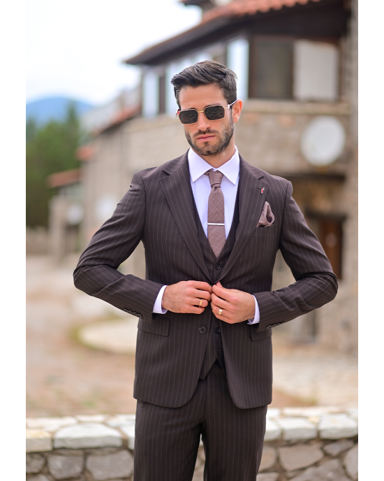 Κοστούμι Vittorio Mirano καφέ με άσπρη ρίγα SLIM FIT