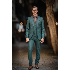 Κοστούμι Dezign πράσινο με άσπρη ρίγα