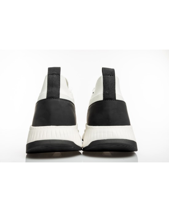 Παπούτσι 19V69 Italia Versace Abbigliamento άσπρο CASUAL