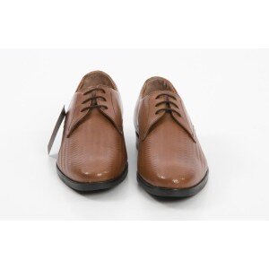 Δερμάτινο παπούτσι σε ταμπά απόχρωση