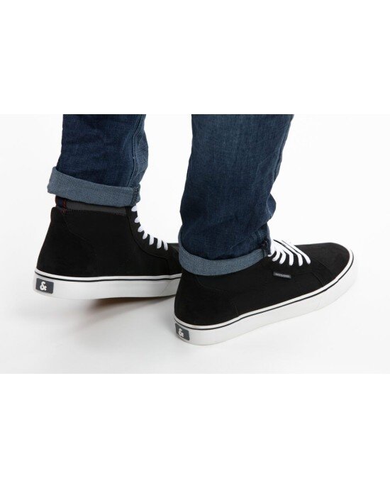 Μποτάκι Jack n Jones σε μαύρο χρώμα Μποτάκι Jack n Jones σε μαύρο χρώμα